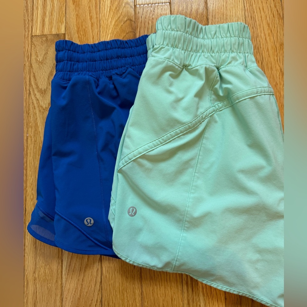 Lululemon Hotty Hot High-Rise lined short 4”